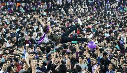 Tabrizi people celebrate Rouhani reelection