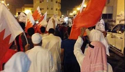 البحرينيون يواصلون الاحتجاج لدعم الشيخ عيسى قاسم