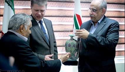 Iran and Belarus customs officials meet
