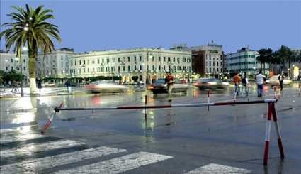 مدينة طرابلس العاصمة الليبية على البحر المتوسط