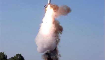 كوريا الشمالية تقوم باختبار صاروخي