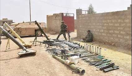 Iraqi Popular Forces Sieze ISIL's Military Equipment in Baaj