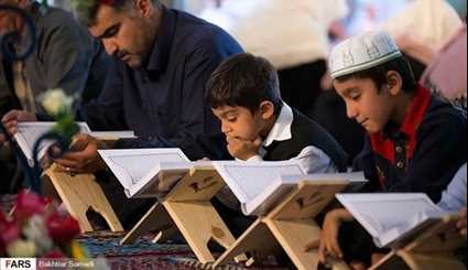 Holy Quran recited daily in Sanandaj