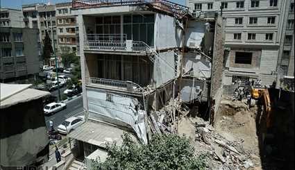 ریزش ساختمان ۴ طبقه قدیمی در گیشا | تصاویر