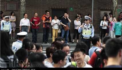 China started the world's biggest exam / Pictures