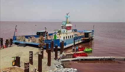 Urmia Lake - on the occasion of World Environment Day / Pictures