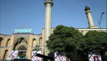 بالصور.. مراسم تأبين شهداء الاعتداءات الارهابية في طهران