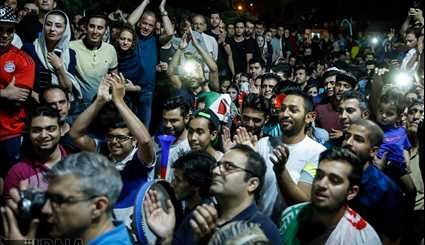 شادی مردم تهران پس از صعود تیم ملی فوتبال به جام جهانی 2018 (1) | تصاویر