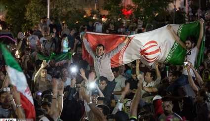 شادی مردم تهران پس از صعود تیم ملی فوتبال به جام جهانی 2018 (3) | تصاویر