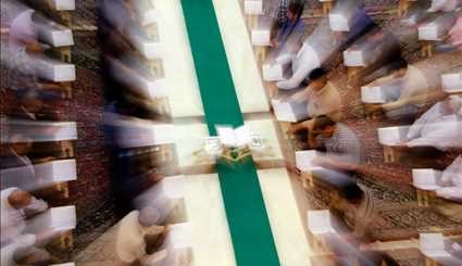 محفل انس با قرآن در حسینیه ثارالله کرمان | تصاویر
