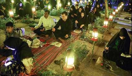 مراسم شب احیاء نوزدهم ماه رمضان در بهشت زهرا (س)/ تصاویر