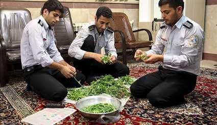 ماه مبارک رمضان در ایستگاه های آتش نشانی - مشهد/ تصاویر