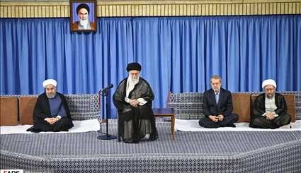 تقرير مصور عن لقاء كبار المسؤولين مع قائد الثورة الاسلامية