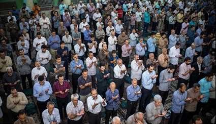 Fitr prayers in Tehran 1