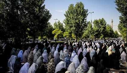 Fitr prayers in Tehran 1