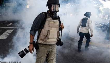 ادامه بحران سیاسی در ونزوئلا | تصاویر