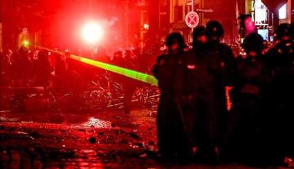 دومین شب درگیری ها در هامبورگ‎
