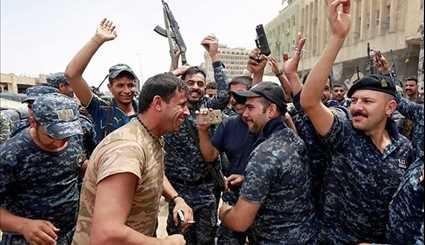 Iraqi Forces Celebrate Mosul Victory