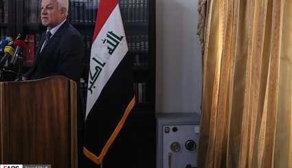 بالصور.. المؤتمر الصحفي للسفير العراقي في طهران