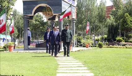 وزير الدفاع الإيراني يستقبل نظيره العراقي