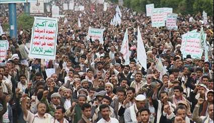 Yemen: Thousands March in Sanaa in Solidarity with Al-Aqsa Protesters