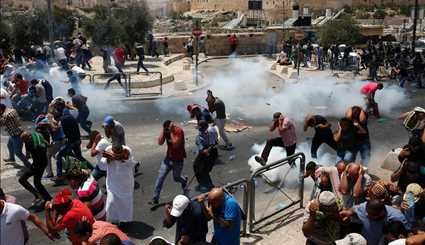 Palestinians Protest against New Israeli Security Measures at Al-Aqsa Mosque Compound (2)