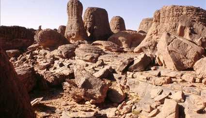 جبال الهقار والطاسيلي بالجزائر… متحف طبيعي على قائمة التراث العالمي