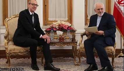 Austria’s new ambassador submitting copy of his credentials letter to Iranian FM on July 24، 2017