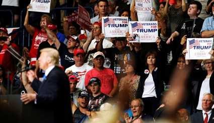 Trump rallies in the Rust Belt