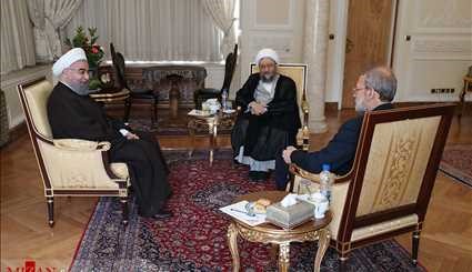 Iranian President, Speaker, Judiciary Chief Discuss New US Sanctions