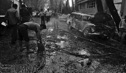August 1981 - Explosion of a bomb in Pasteur Street in Tehran / Images