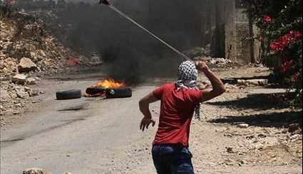 Clashes Erupt between Palestinian Protesters, Israeli Soldiers in Nablus