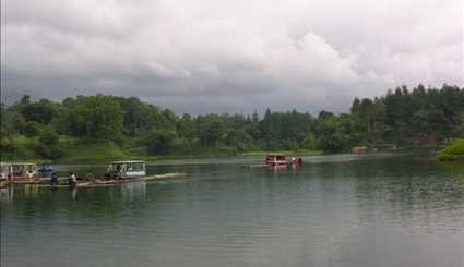 بحيرة الليدو في اندونيسيا