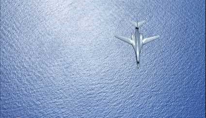 تحليق الطائرات الحربية الاميركية فوق جزيرة غوام