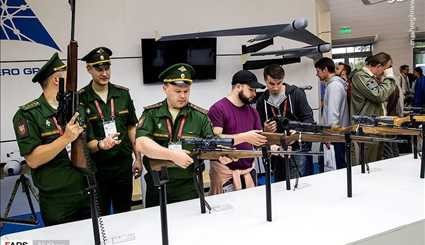 بالصور.. معرض “أرْميا 2017″ للصناعات العسكرية في موسكو