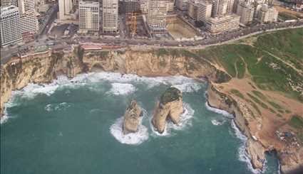 صخرة الروشة في بيروت ، لبنان