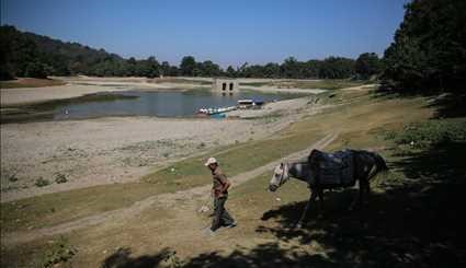 بحيرات محافظة مازندران تواجه خطر الجفاف
