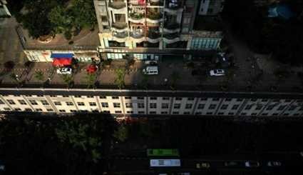 سقف عمارة يتحوَّل إلى طريق سيارات في الصين