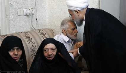 روحاني يزور المضحي غضنفریان /صور