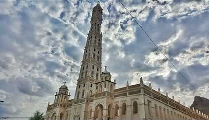 مسجد المحضار اليمني إرث تاريخي شامخ