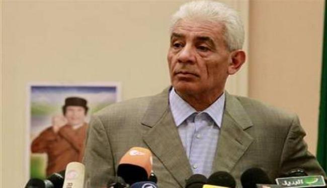 وزير الخارجية الليبي يستقيل من منصبه ويصل الى لندن
