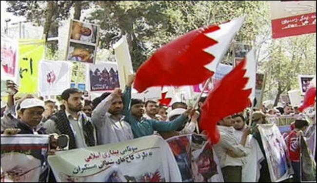 تظاهرة في طهران احتجاجا على قمع المحتجين في البحرين 