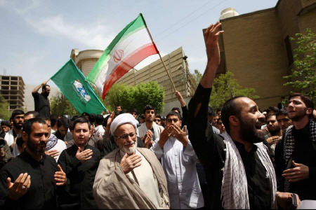  ترفند قذافي در اعلام کشته شدن فرزند وي
