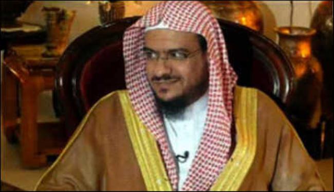 داعية سعودية يتهم وزير التعليم بنشر الفساد