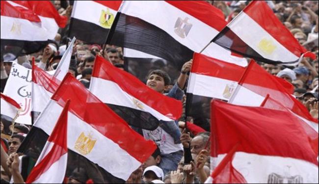 المصريون والايرانيون متشوقون لعودة العلاقات  بين البلدين