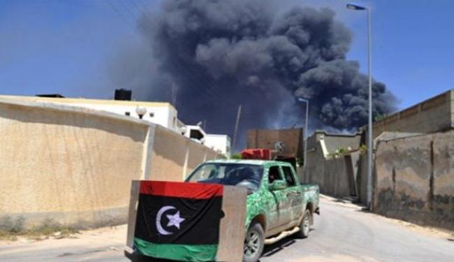 الناتو يدمر مروحيتين لقوات القذافي
