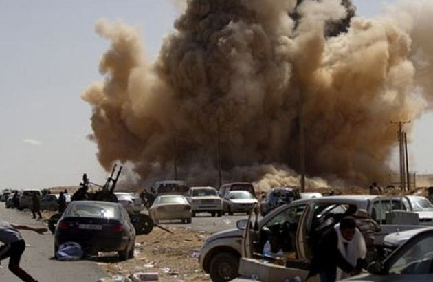 سرنگوني رژيم قذافي ، تنها راه حل بحران ليبي 
