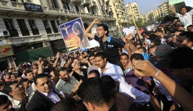 فلول نظام مبارك وراء احداث مصر
