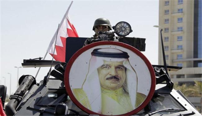 ملك البحرين يعين محاميا للدفاع عنه