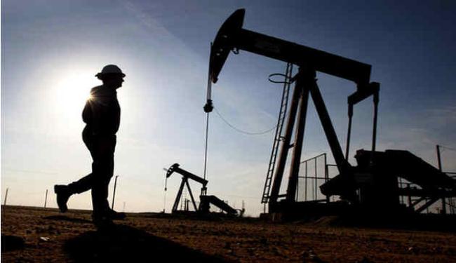 انخفاض التوقعات للطلب العالمي على النفط في 2011